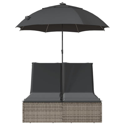 dobbelt loungesofa med hynder og parasol polyrattan grå